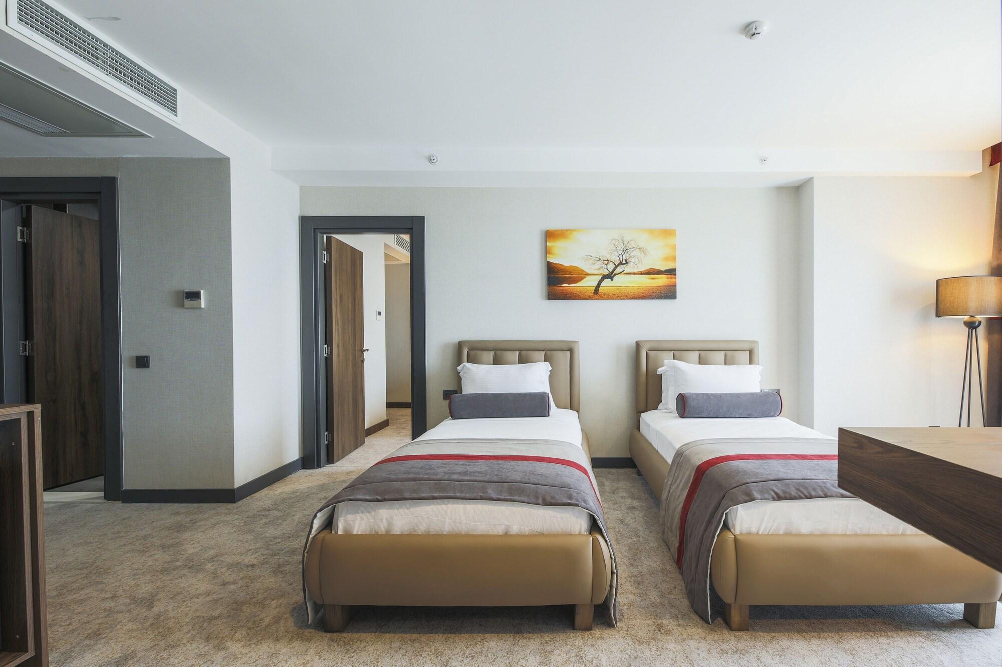 Noax Hotel Mersin  Bagian luar foto