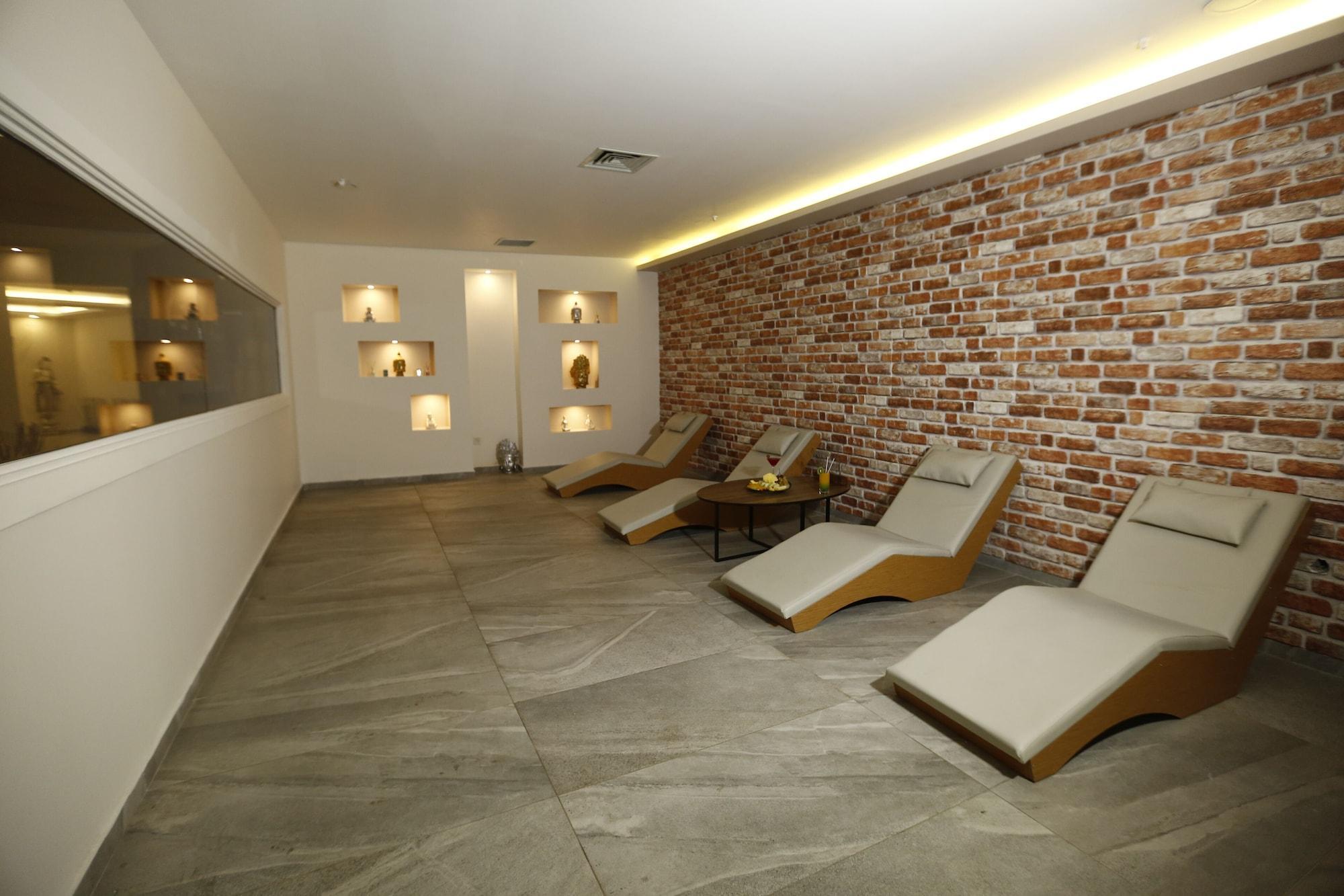 Noax Hotel Mersin  Bagian luar foto