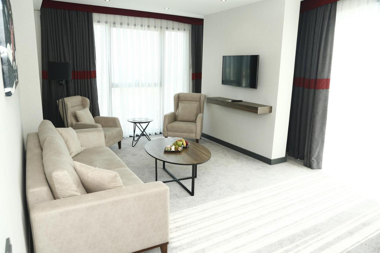 Noax Hotel Mersin  Bagian luar foto